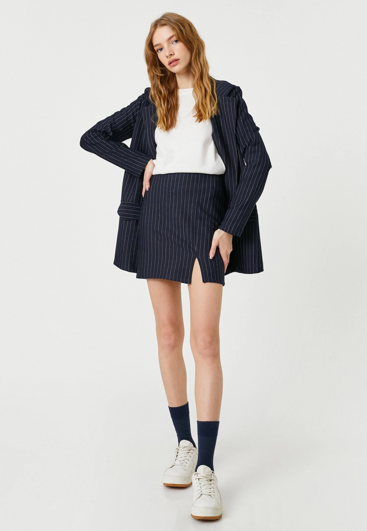 Koton Side Slitted Slim Fit- Minirok - Navy Stripe 4 Koton Side Slitted Slim Fit- Minirok - Navy Stripe - Image 2