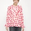 SISTER JANE Cherish Ruffle Blouse - Blouse - Pink -Kleding Hoog Verkoopwinkel 2764a456f4714989b012d6917593240f