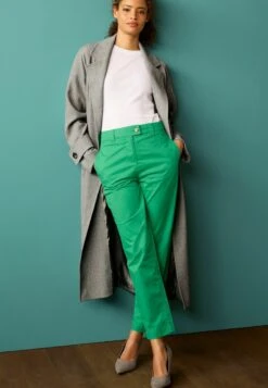 Next The Ultimate Standard - Chino - Green