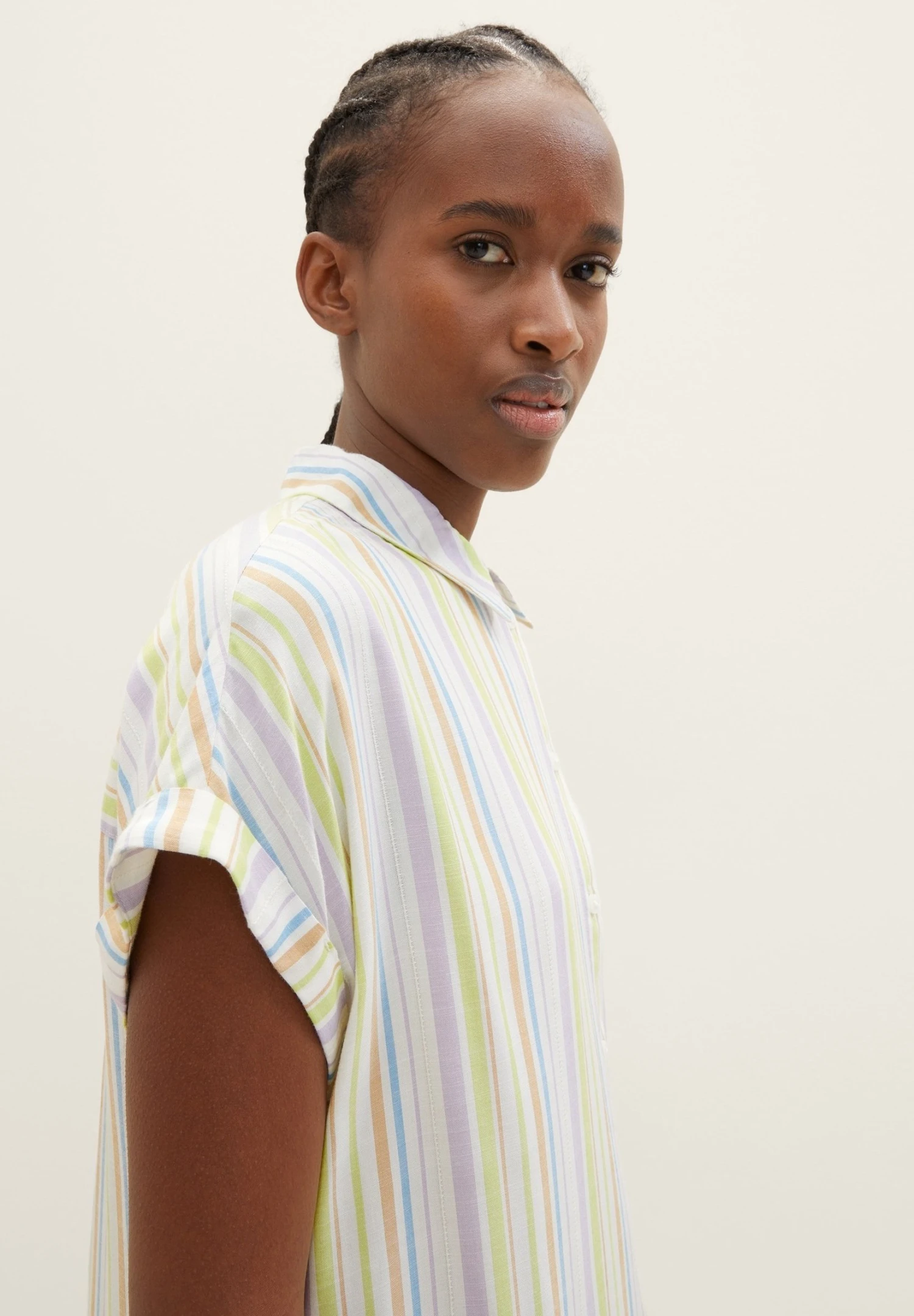 TOM TAILOR Denim Gestreifte Kurzarm - Overhemdblouse - Multicolor Vertical Stripe 5 TOM TAILOR Denim Gestreifte Kurzarm - Overhemdblouse - Multicolor Vertical Stripe - Image 3