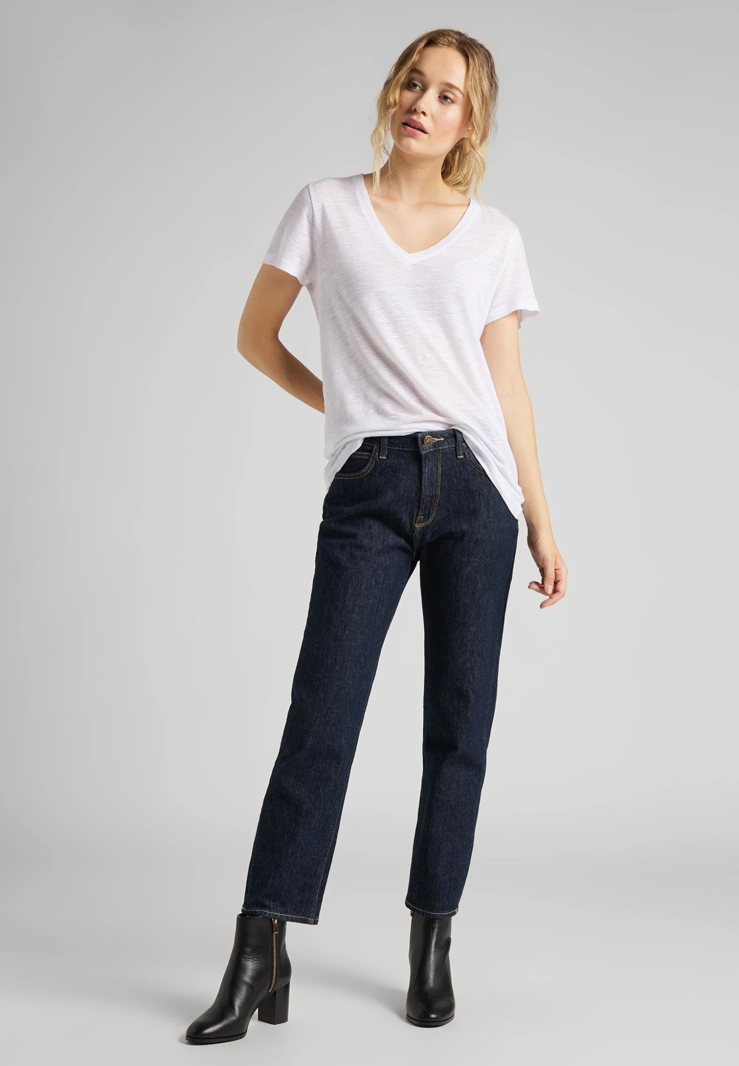 Lee V Neck Tee - T-Shirt Basic - Bright White 4 Lee V Neck Tee - T-Shirt Basic - Bright White - Image 2