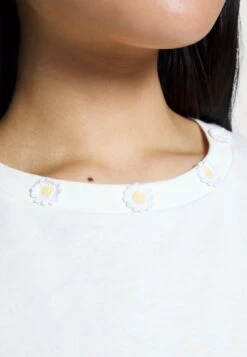 Converse Loose Fit Festival Smoothie Tee - T-Shirt Print - Egret 12 Converse Loose Fit Festival Smoothie Tee - T-Shirt Print - Egret -Kleding Hoog Verkoopwinkel 510957626e6f4d9f8ce3c2acb328c1ae