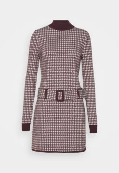 MOSCHINO Classics With A Twist - Gebreide Jurk - Fantasy Violet -Kleding Hoog Verkoopwinkel 52fad7a2c31744c8bf9813131e5d24a5