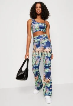 Puma Dare To Feelin Xtra Flared Pants - Broek - Black -Kleding Hoog Verkoopwinkel 6144976359c84c99804df1c04ce14511