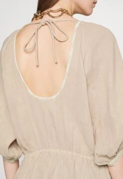 Anais Short Sleeve - Jurk - Doeskin -Kleding Hoog Verkoopwinkel 6a3fbe84d1e041c88027765068aecee1