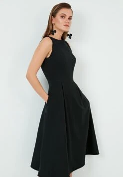 LELA Crew Neck Pleated Midi - Cocktailjurk - Black -Kleding Hoog Verkoopwinkel 6e9ae0d79729410a8c52ceeb2264a85a