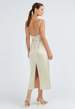 Kamea Silky Draped Front- Cocktailjurk - Beige -Kleding Hoog Verkoopwinkel 79bc8ffba3bd45b8b003da47e75ef3bd