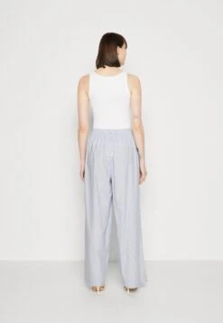 Mads Nørgaard Popla Lola Pants - Broek - Estate Blue/Cloud Dancer 10 Mads Nørgaard Popla Lola Pants - Broek - Estate Blue/Cloud Dancer -Kleding Hoog Verkoopwinkel 82b2d8ff38db4ad6aa12f837d3c7c1a3