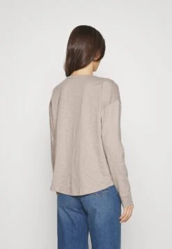 Shine Tee - Longsleeve - Quail -Kleding Hoog Verkoopwinkel 874d7085021d4f3e9875509e7fa88ac0