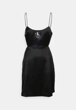 Calvin Klein Jeans Label Strappy Dress - Jurk - Black -Kleding Hoog Verkoopwinkel 98b66db40ee8460fa829e252b483d50a