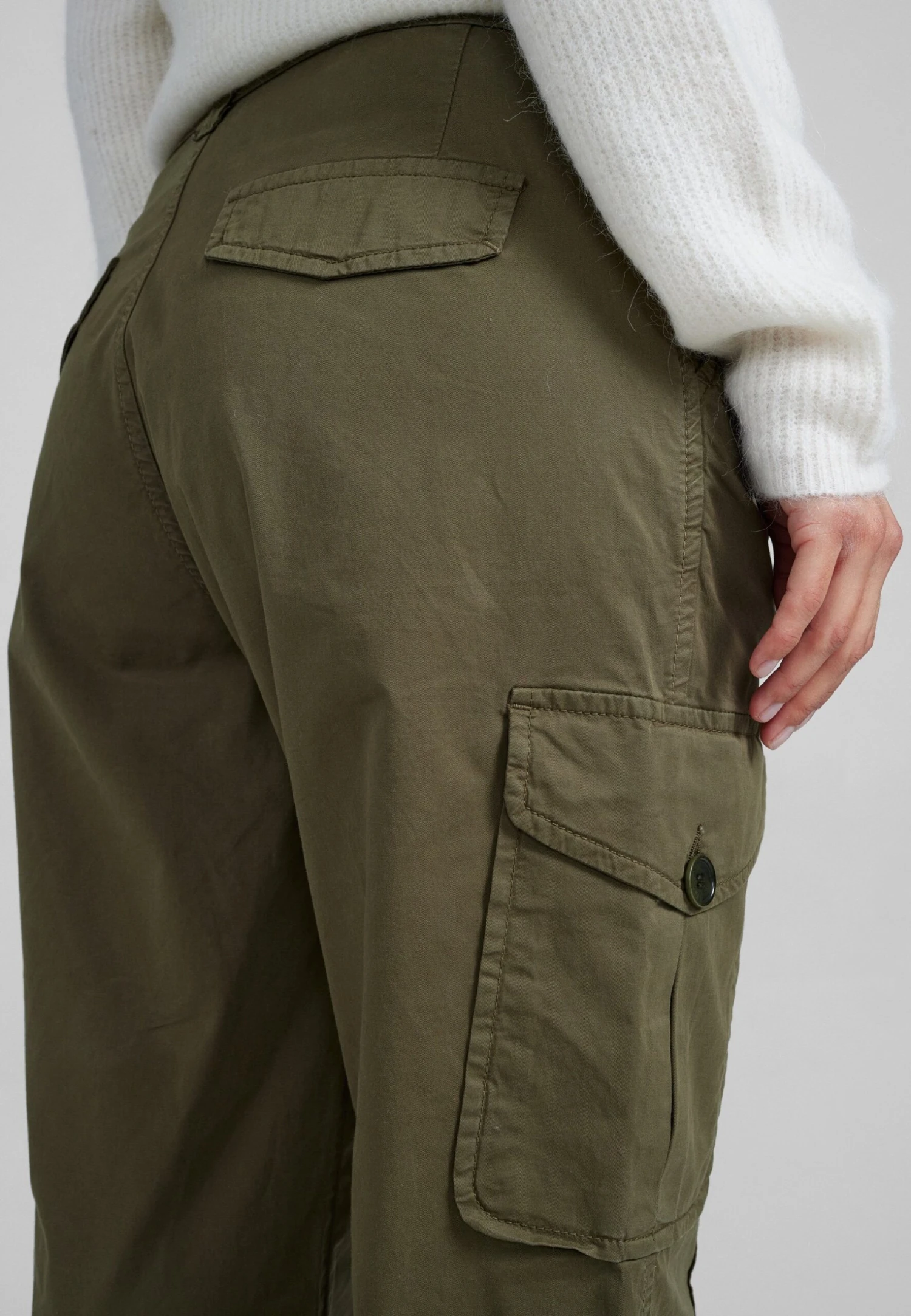 Mos Mosh Madisane Paper Pant - Cargobroek - Olive Night 8 Mos Mosh Madisane Paper Pant - Cargobroek - Olive Night - Image 6