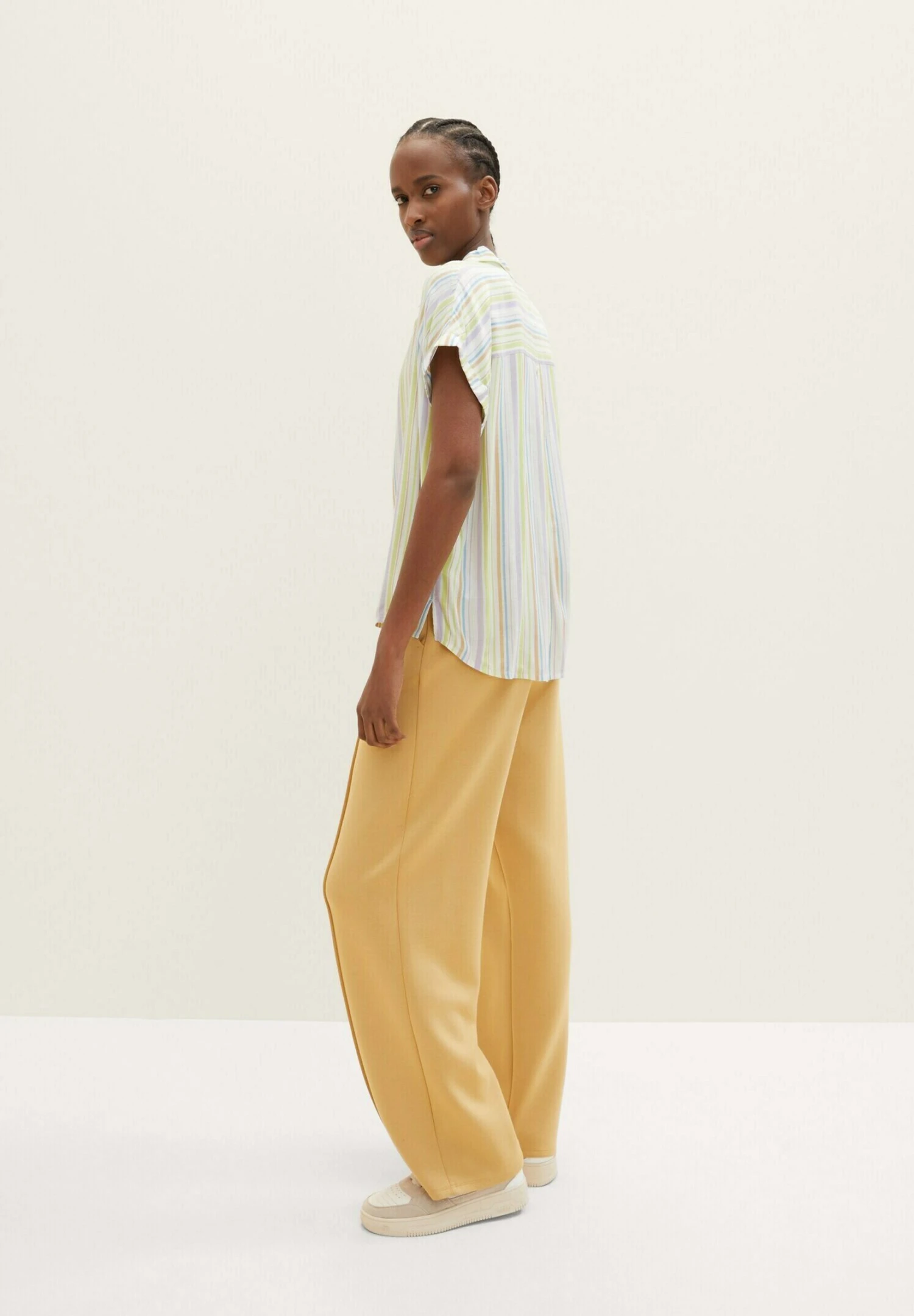 TOM TAILOR Denim Gestreifte Kurzarm - Overhemdblouse - Multicolor Vertical Stripe 6 TOM TAILOR Denim Gestreifte Kurzarm - Overhemdblouse - Multicolor Vertical Stripe - Image 4