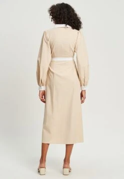 Calli Gillian- Blousejurk - Beige And White -Kleding Hoog Verkoopwinkel a8e7649165af4c93af65f9715f6a6244
