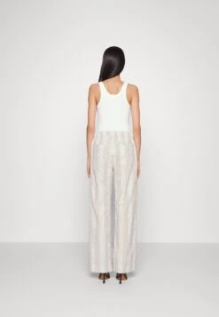 Blanche Etienne Pants - Broek - Beige 10 Blanche Etienne Pants - Broek - Beige -Kleding Hoog Verkoopwinkel ec1f3c01f82647be88028dab1a07242c