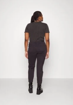 ONLY CARMAKOMA Carmissouri - Broek - Washed Black 9 ONLY CARMAKOMA Carmissouri - Broek - Washed Black -Kleding Hoog Verkoopwinkel f3f2877f4a3147298554d89589b3221a